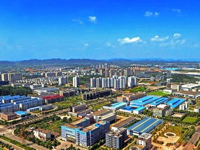 彭國甫調(diào)度懷化高新區(qū)升級(jí)創(chuàng)建國家高新區(qū)工作