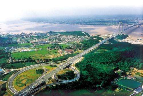 優(yōu)勢(shì)再造 靖江開發(fā)區(qū)崛起一批高端特色產(chǎn)業(yè)園